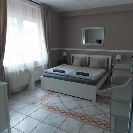Eden Villa Apartmanhaz Balatonfüred Exteriör bild